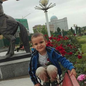 Meet your Posher, Khodadad